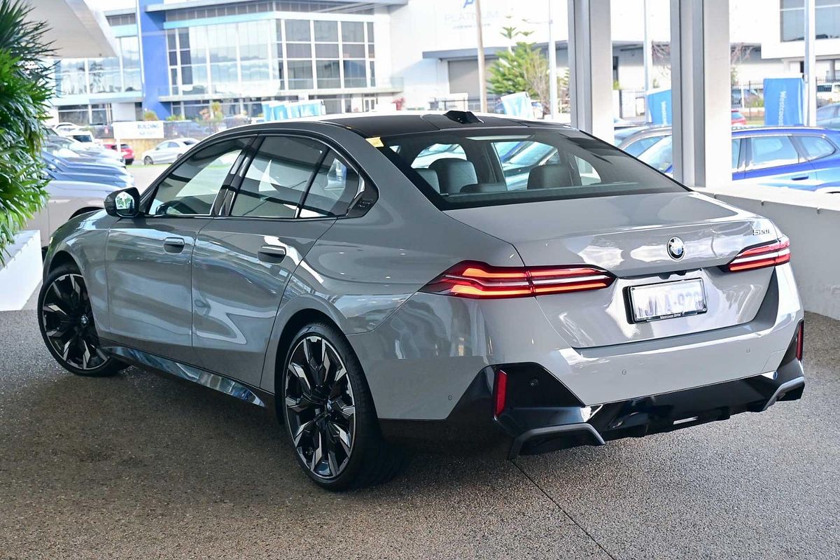 2026 BMW 5 Series 520i M Sport G60
