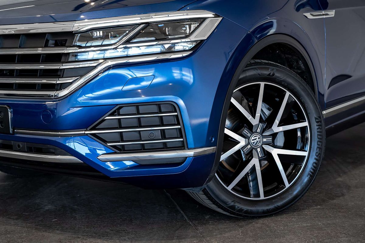 2019 Volkswagen Touareg 190TDI Launch Edition CR