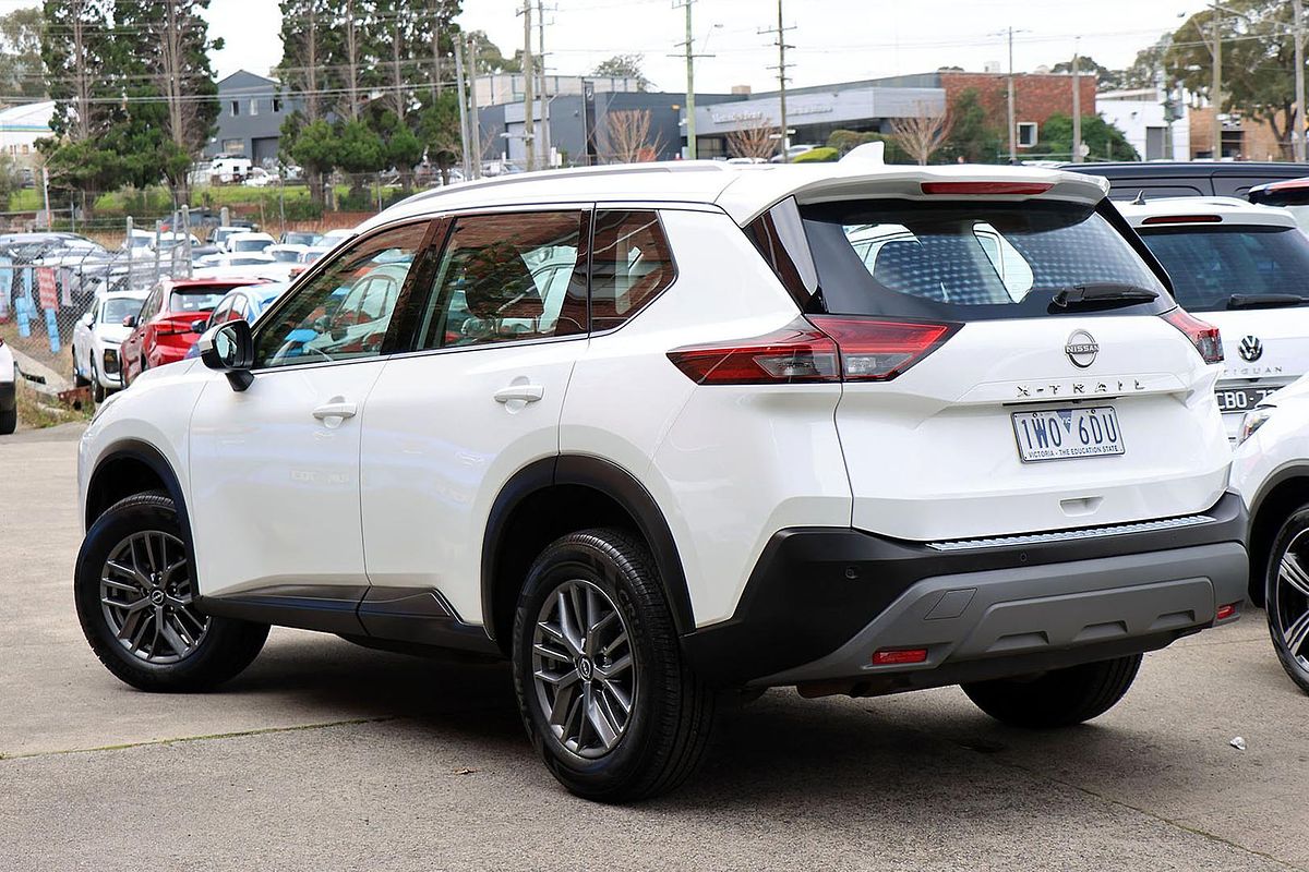 2022 Nissan X-TRAIL ST T33