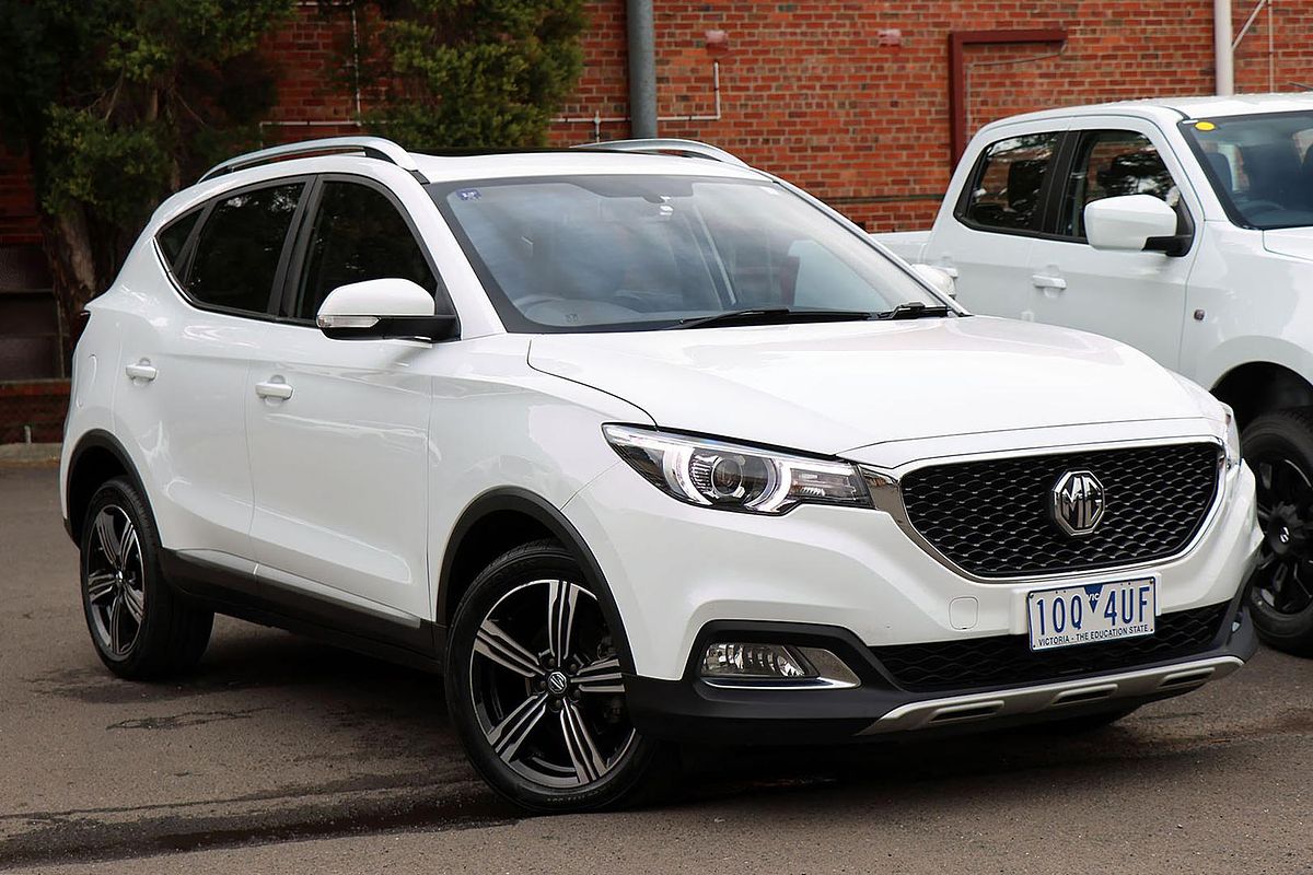2018 MG ZS Essence AZS1
