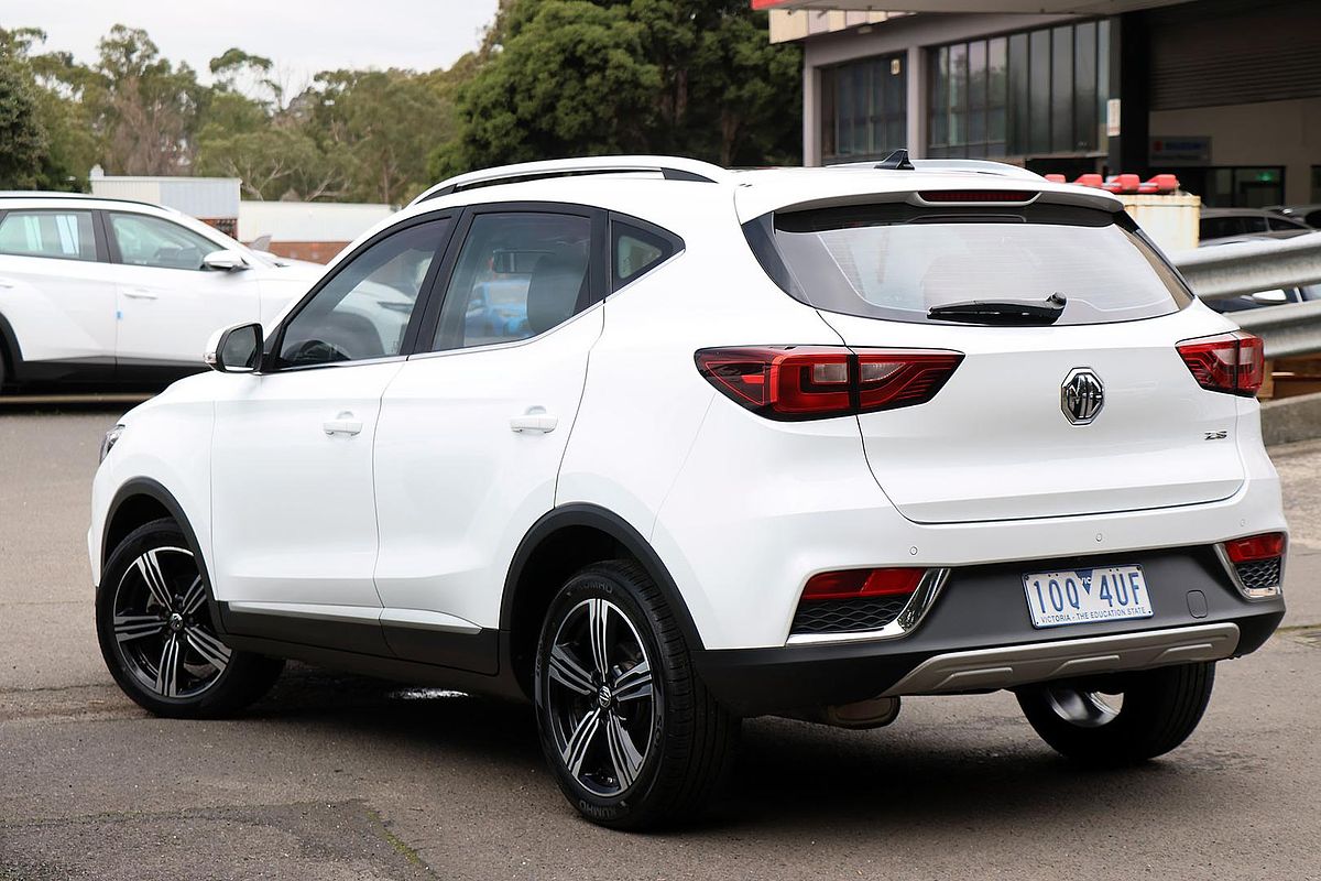 2018 MG ZS Essence AZS1