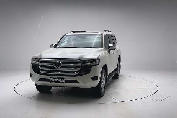 2022 Toyota Landcruiser Sahara FJA300R thumb-2