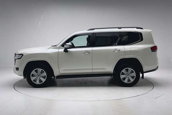 2022 Toyota Landcruiser Sahara FJA300R thumb-4