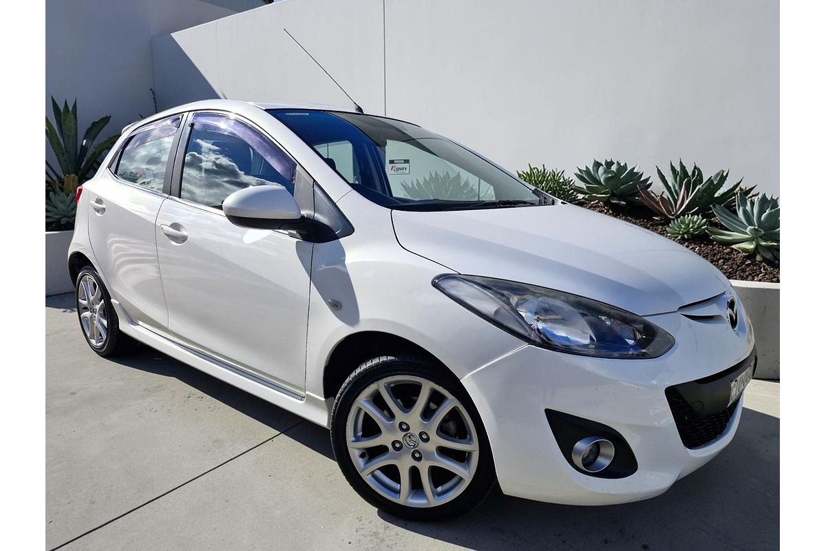 2012 Mazda 2 Genki DE Series 2