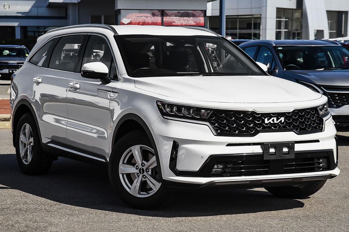 2023 Kia Sorento S MQ4
