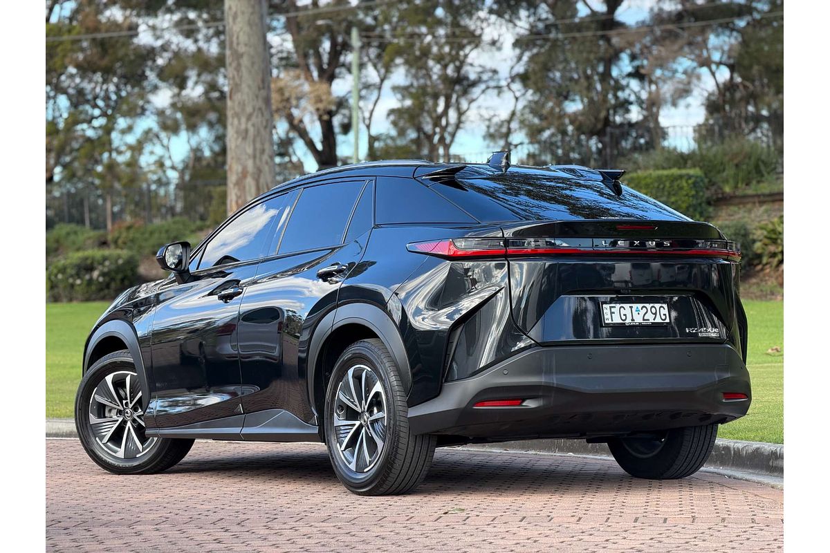2023 Lexus RZ RZ450e Luxury XEBM15R