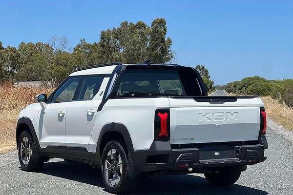 2026 KGM Musso EV AWD O100 4X4 thumb-1
