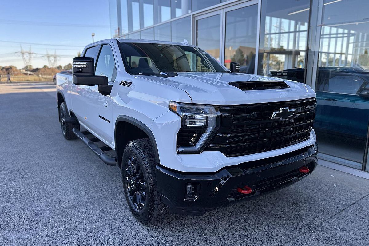2026 Chevrolet Silverado HD LTZ Premium W/Tech Pack T1 4X4