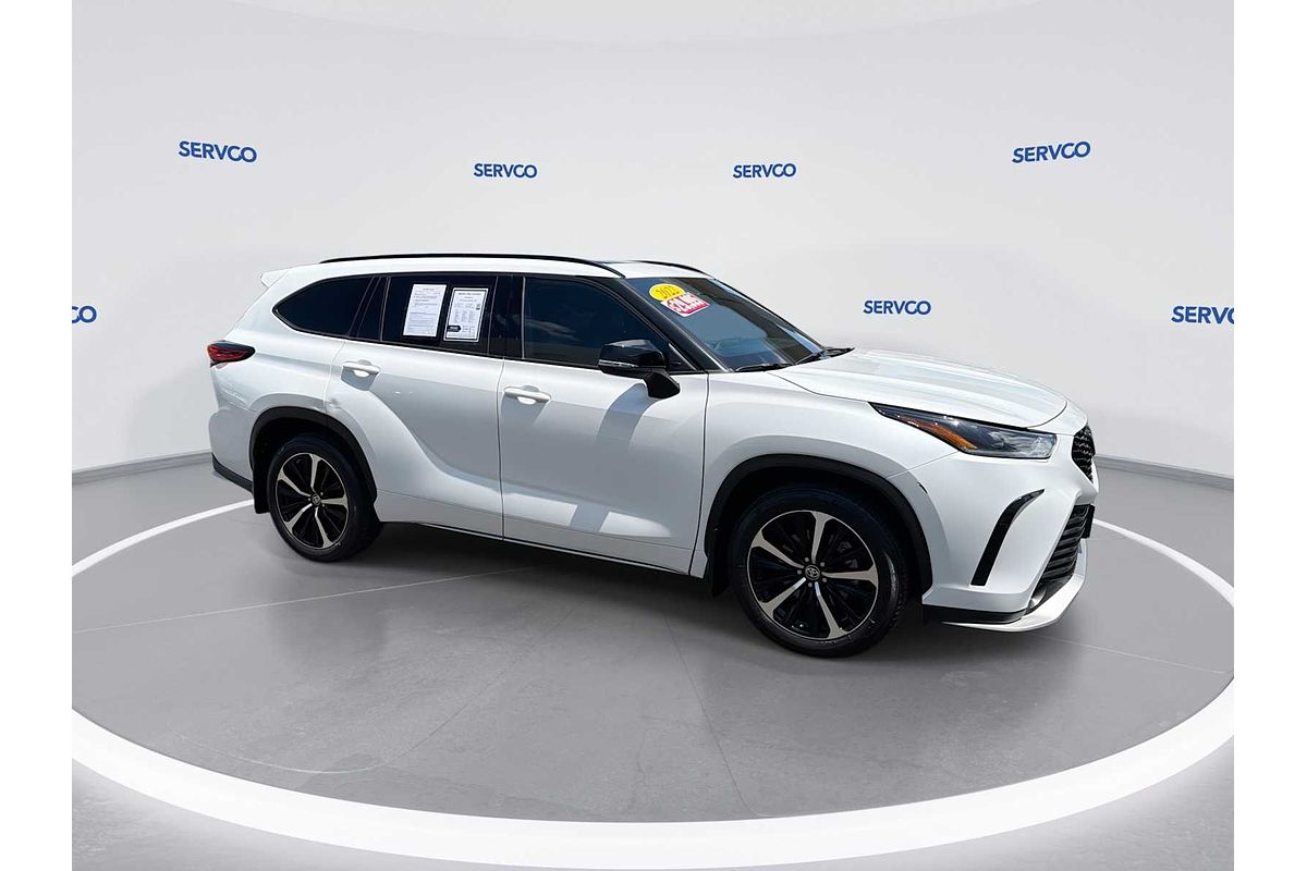 2022 Toyota Highlander XSE