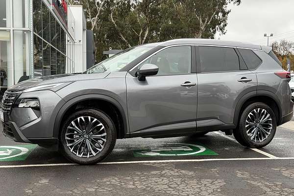 2025 Nissan X-TRAIL Ti T33