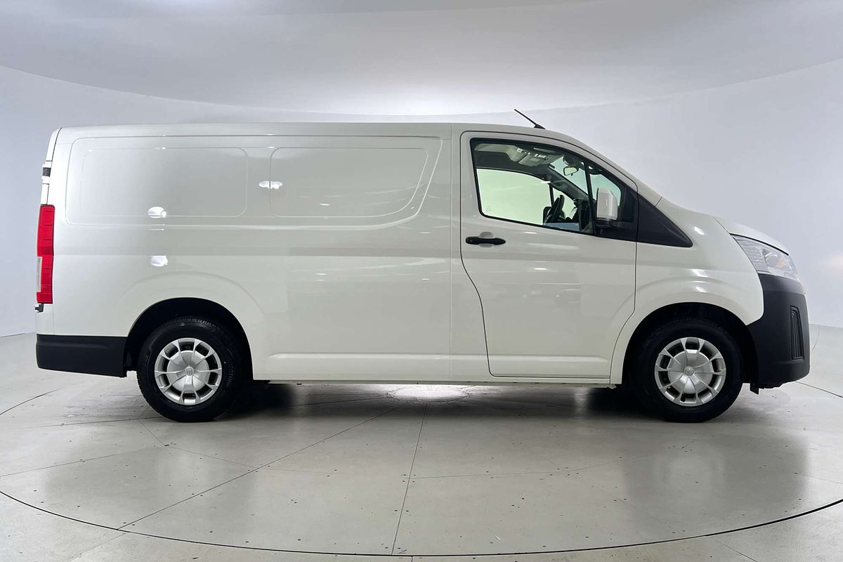 2023 Toyota Hiace Van LWB 2.8L T Diesel Automatic GDH300R