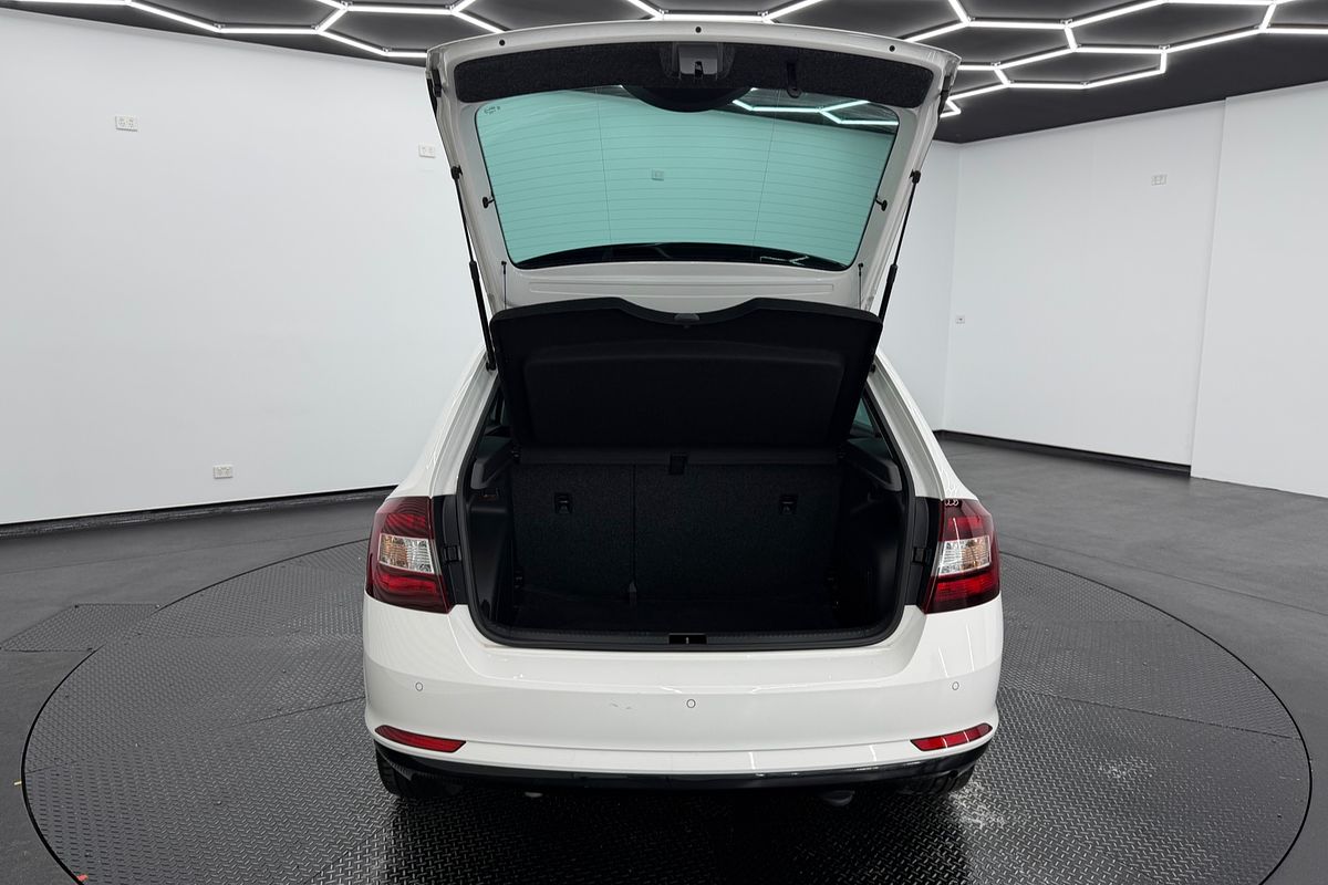 2016 SKODA Rapid NH