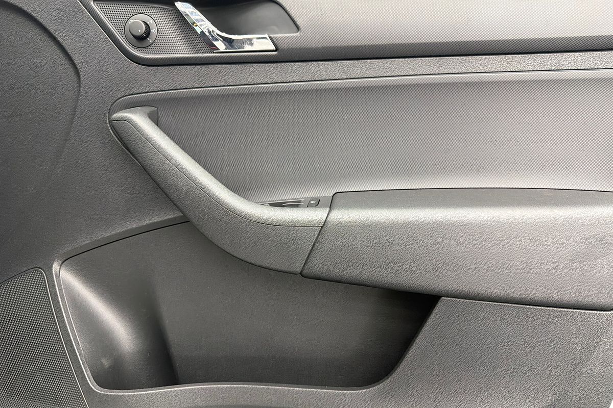 2016 SKODA Rapid NH