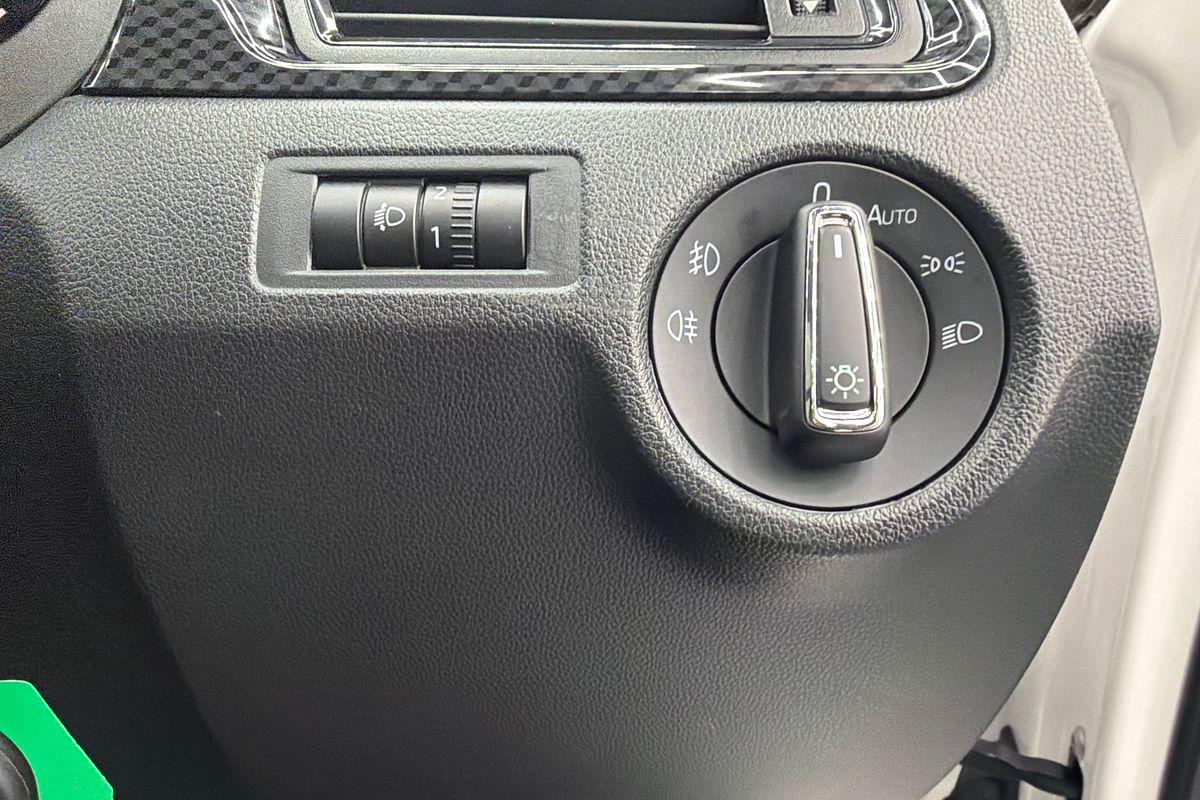 2016 SKODA Rapid NH