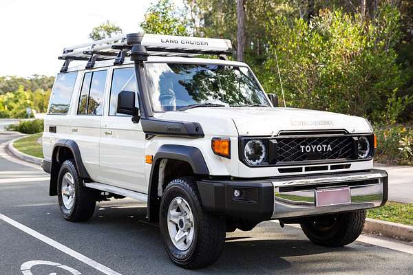 2024 Toyota Landcruiser GXL VDJL76R