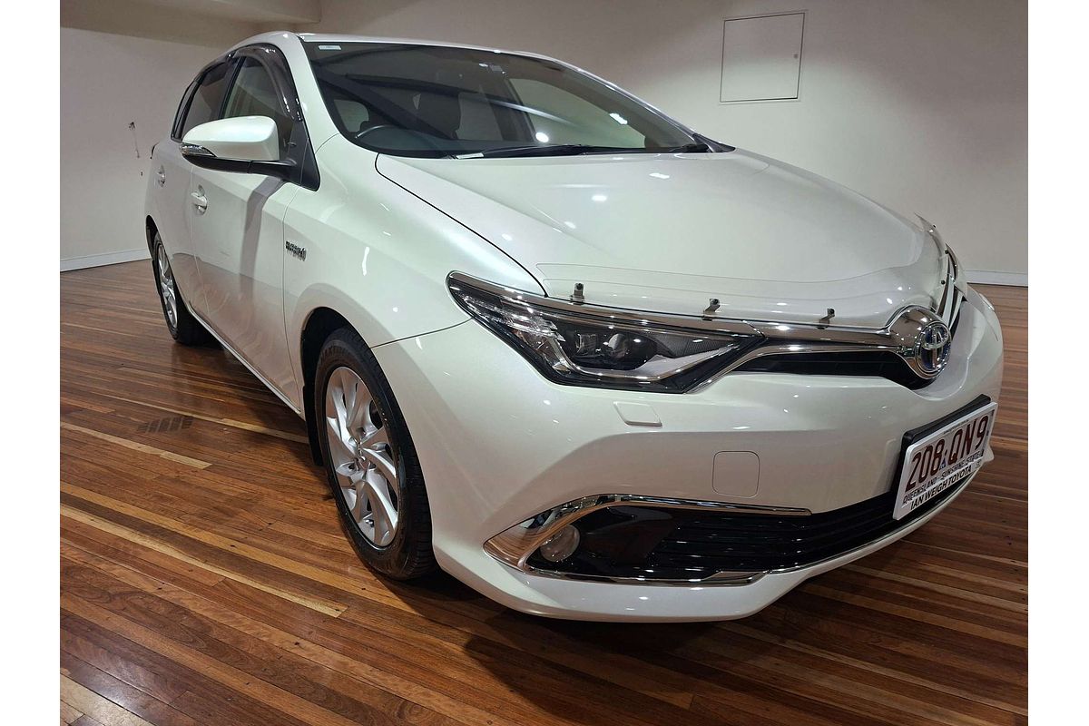 2016 Toyota Corolla Hybrid ZWE186R