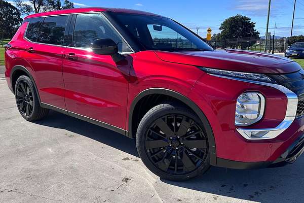 2026 Mitsubishi Outlander Black Edition ZM