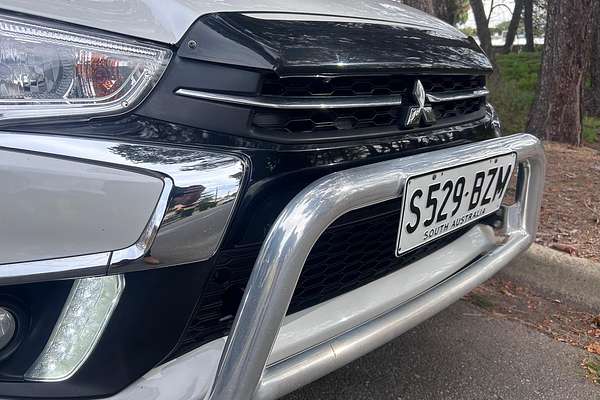 2019 Mitsubishi ASX Black Edition XC thumb-9