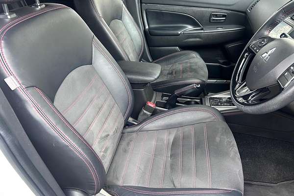 2019 Mitsubishi ASX Black Edition XC thumb-15