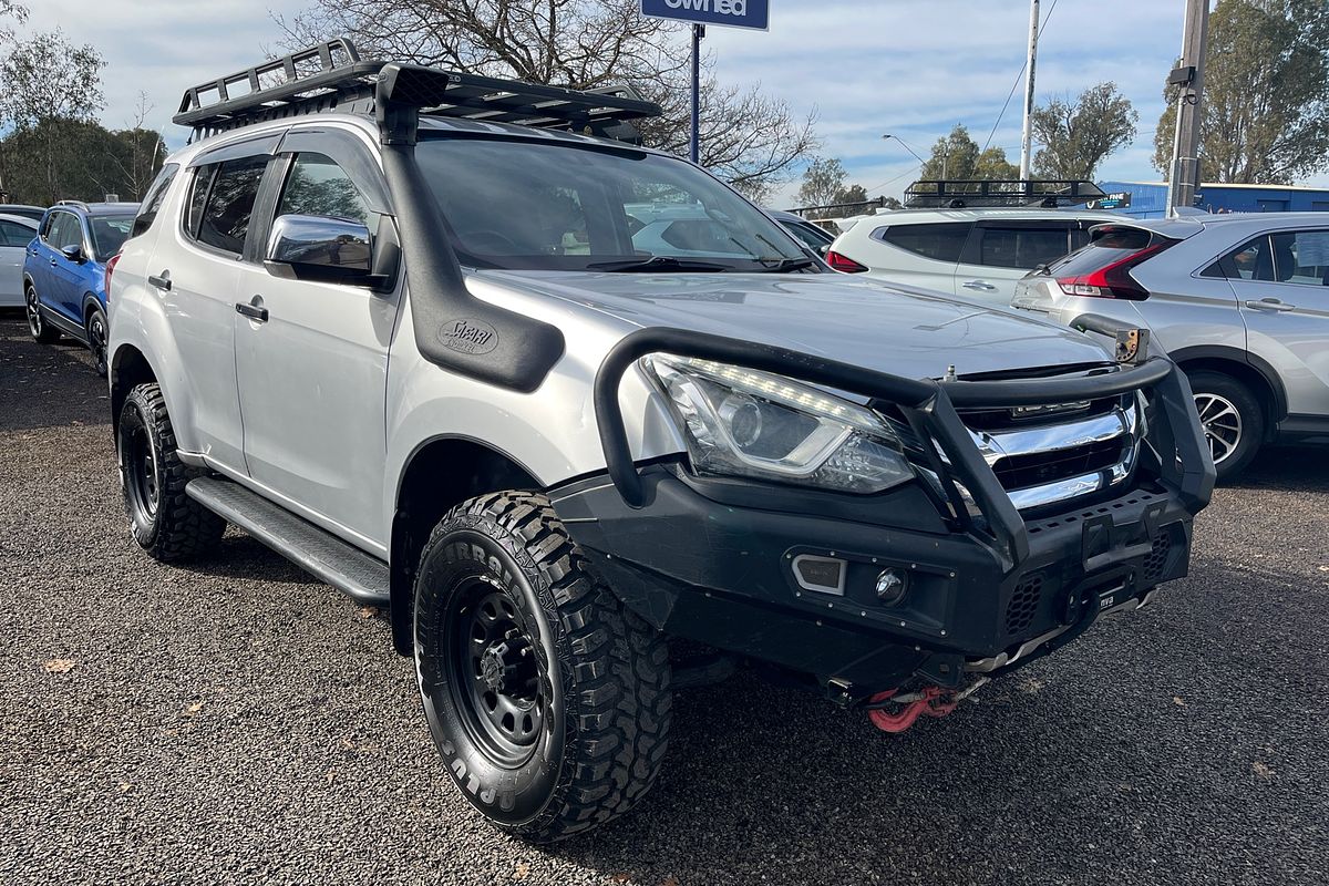 2019 Isuzu MU-X LS-T
