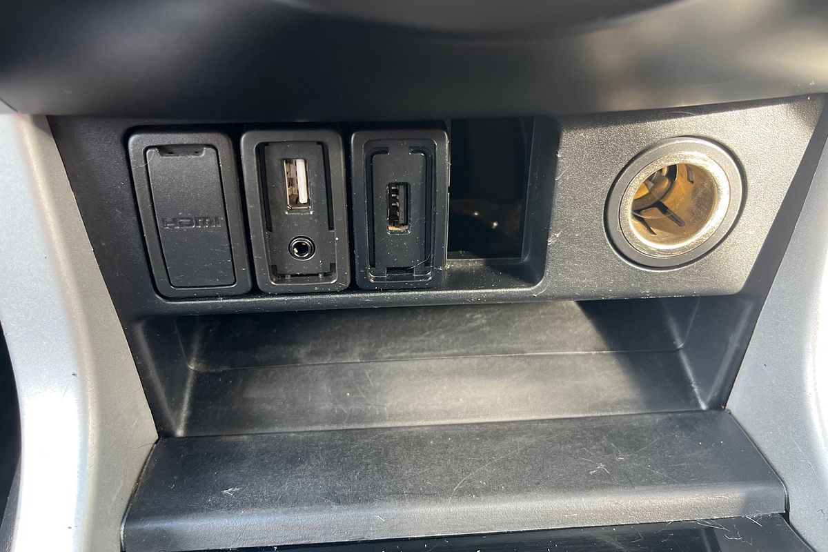 2019 Isuzu MU-X LS-T