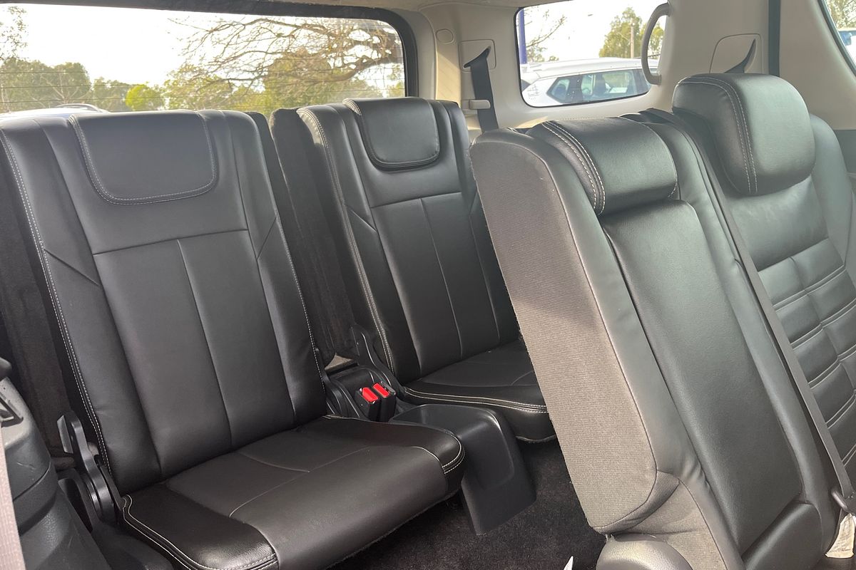 2019 Isuzu MU-X LS-T