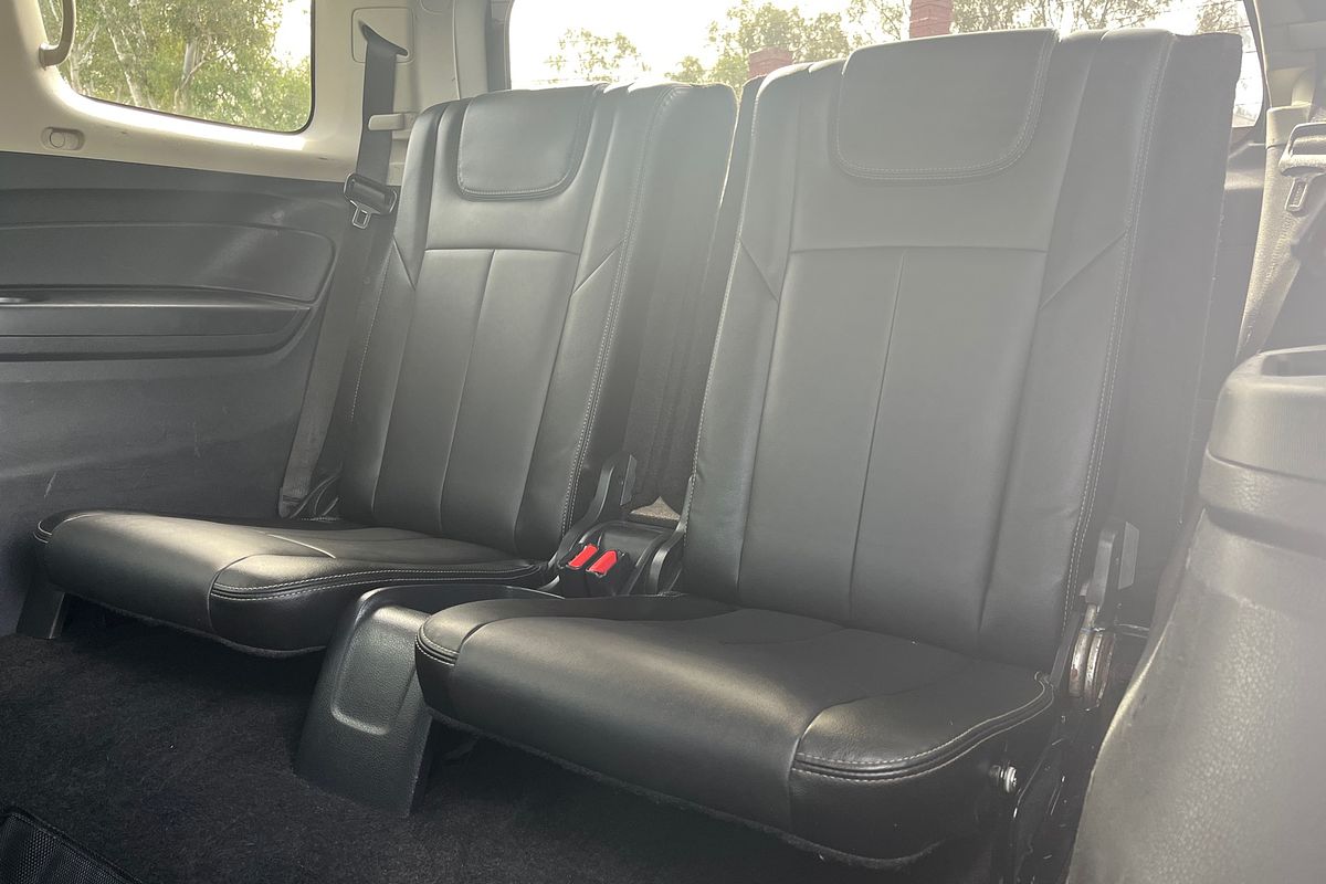 2019 Isuzu MU-X LS-T