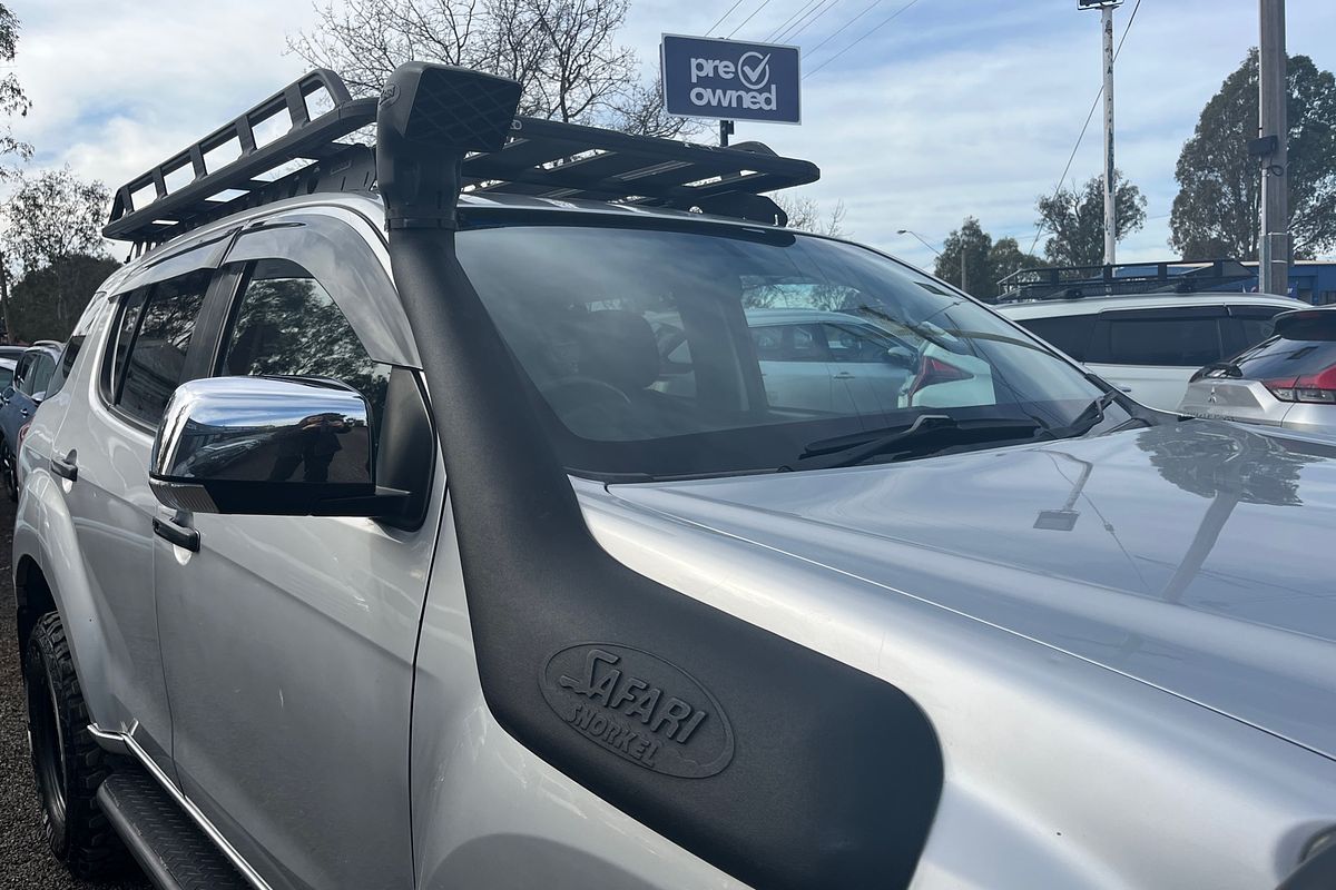 2019 Isuzu MU-X LS-T