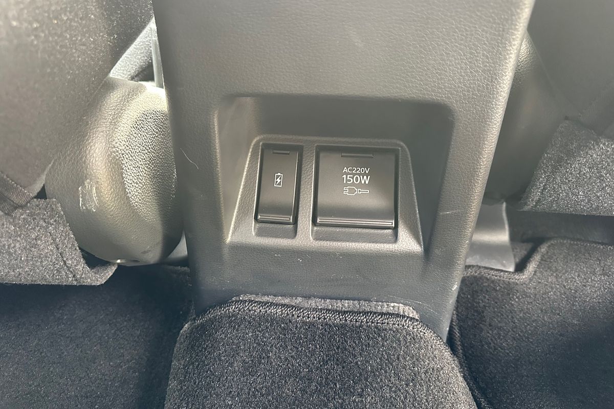 2022 Mitsubishi Pajero Sport GLS QF image 21
