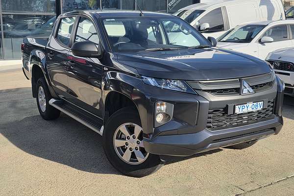 2022 Mitsubishi Triton GLX+ MR 4X4