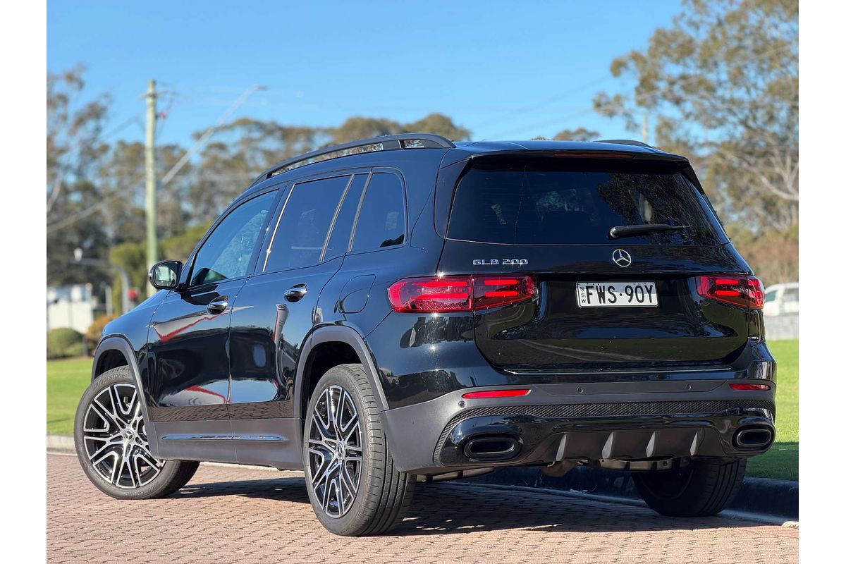 2025 Mercedes-Benz GLB-Class GLB200 Special Edition X247