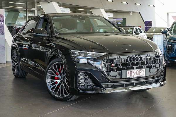 2026 Audi SQ8 TFSI F1