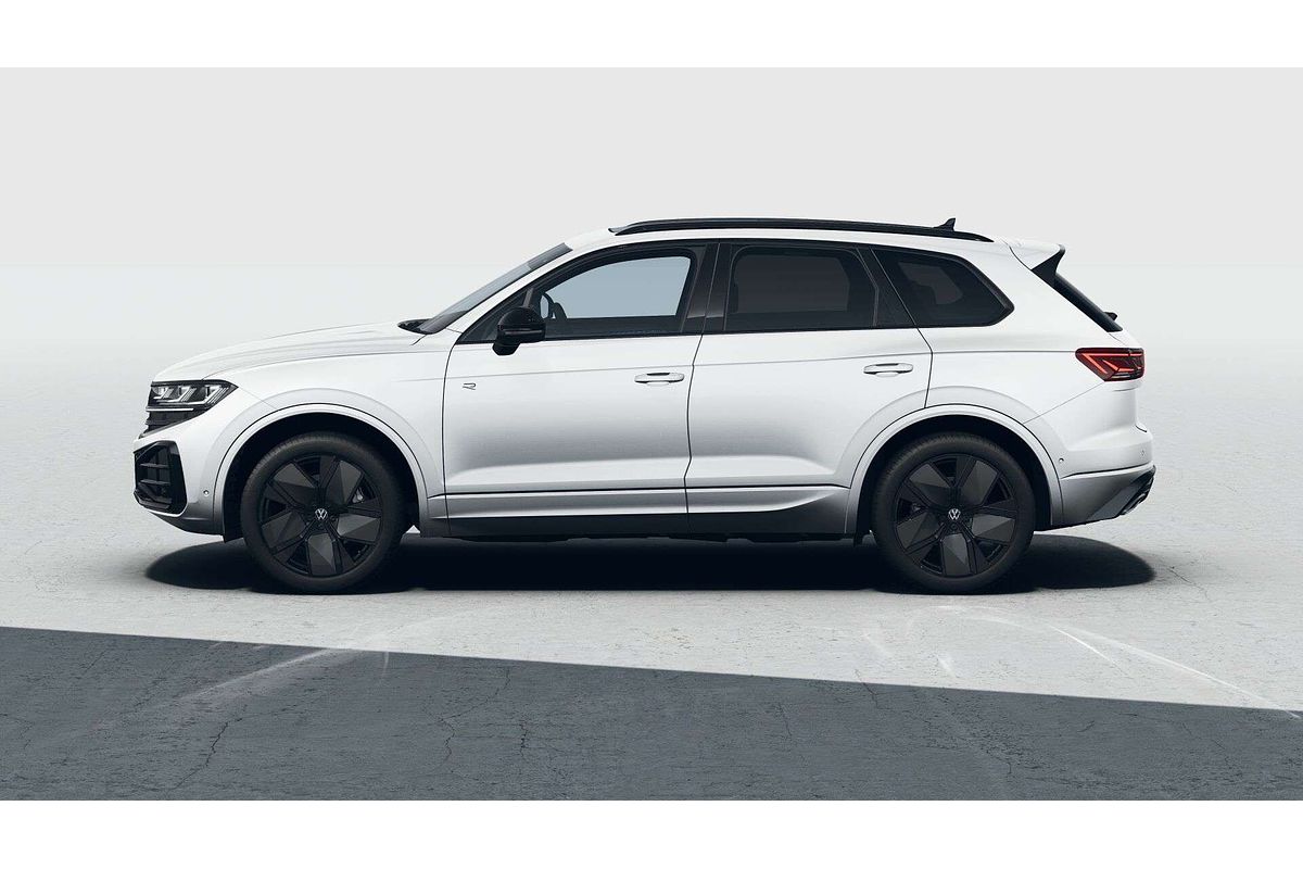 2026 Volkswagen Touareg 210TDI Wolfsburg Edition RC