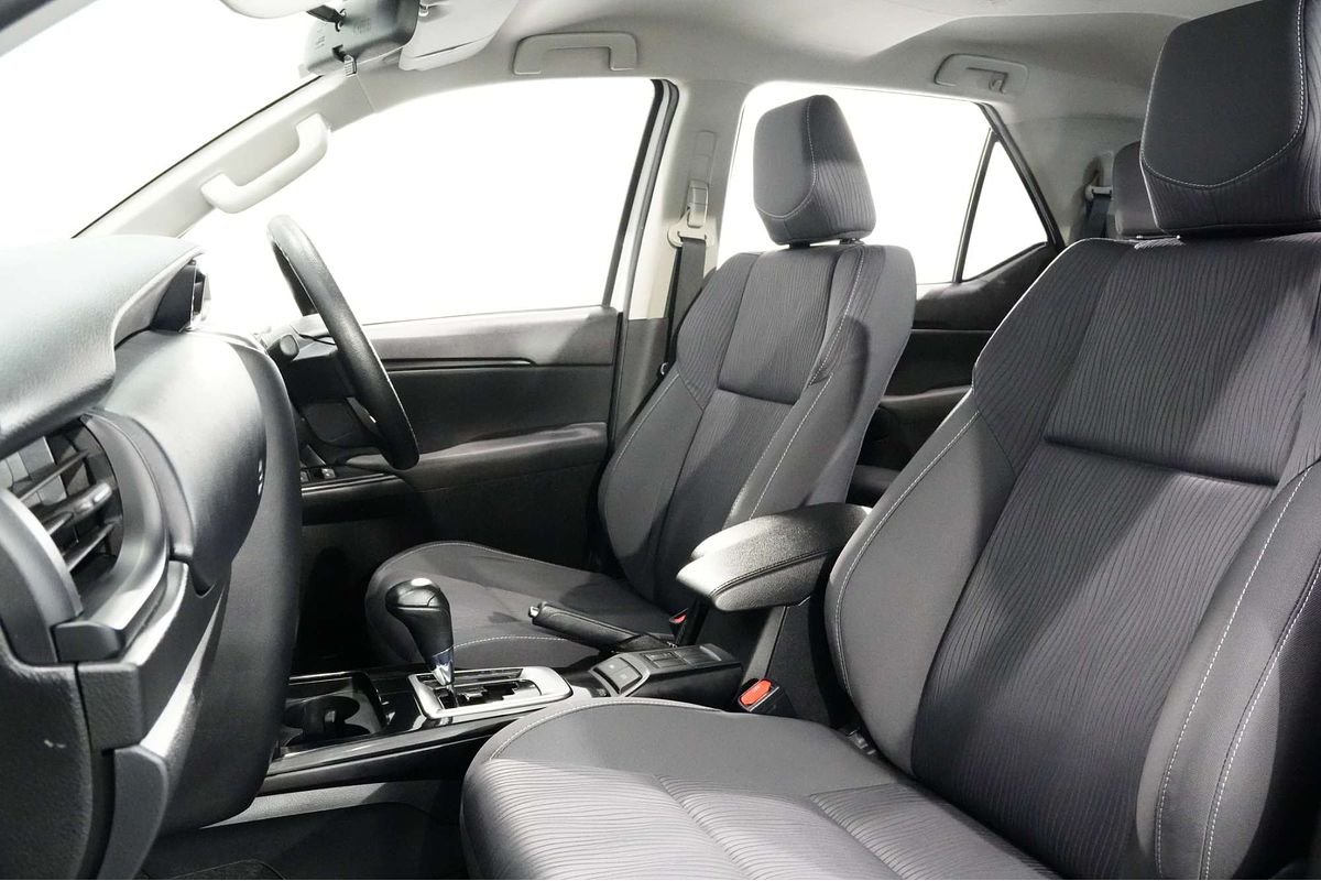 2022 Toyota Fortuner GX GUN156R