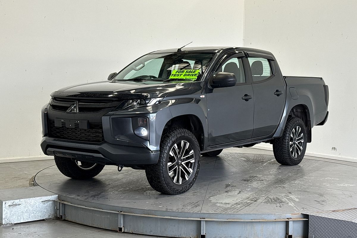 2023 Mitsubishi Triton GLX+ MR 4X4