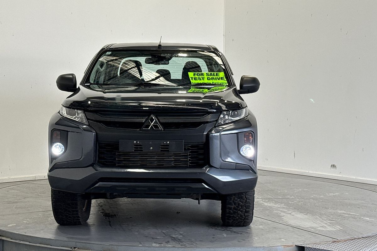 2023 Mitsubishi Triton GLX+ MR 4X4