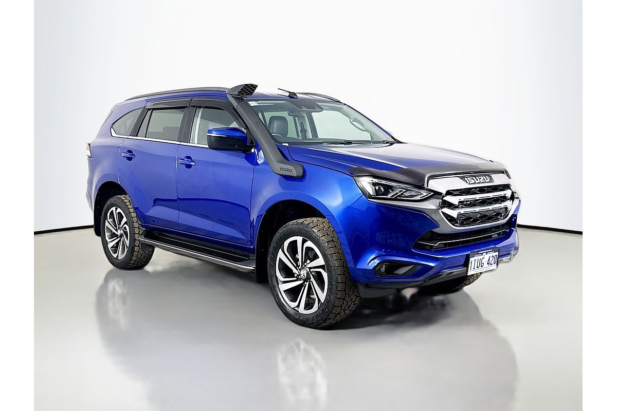 2022 Isuzu MU-X LS-T