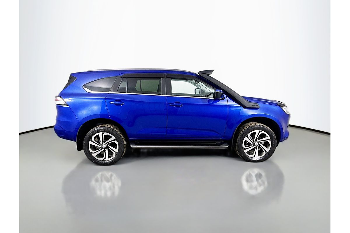 2022 Isuzu MU-X LS-T
