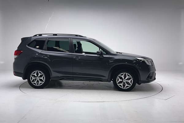 2023 Subaru Forester 2.5i S5 thumb-8