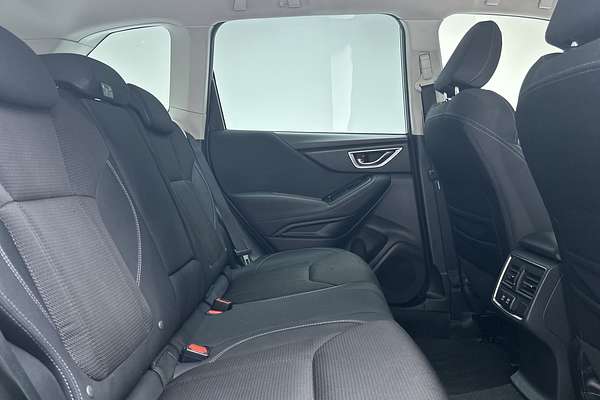 2023 Subaru Forester 2.5i S5 thumb-11
