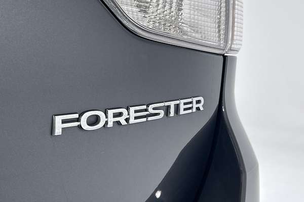 2023 Subaru Forester 2.5i S5 thumb-21