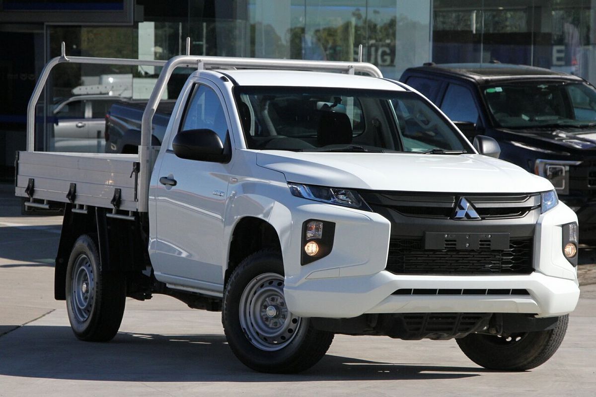 2022 Mitsubishi Triton GLX MR Rear Wheel Drive