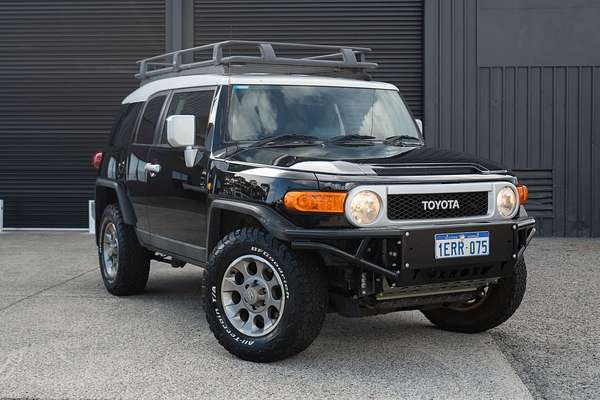 2012 Toyota FJ Cruiser GSJ15R