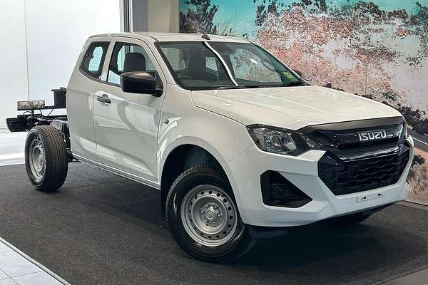 2026 Isuzu D-MAX SX High Ride Rear Wheel Drive