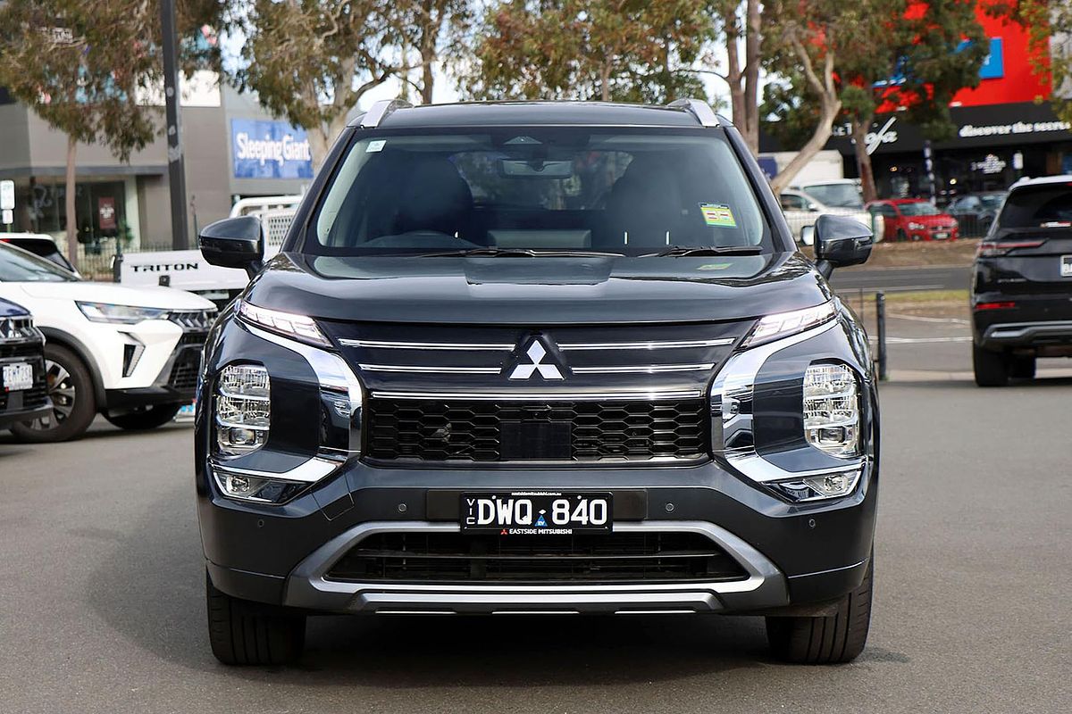 2026 Mitsubishi Outlander PHEV Exceed ZM
