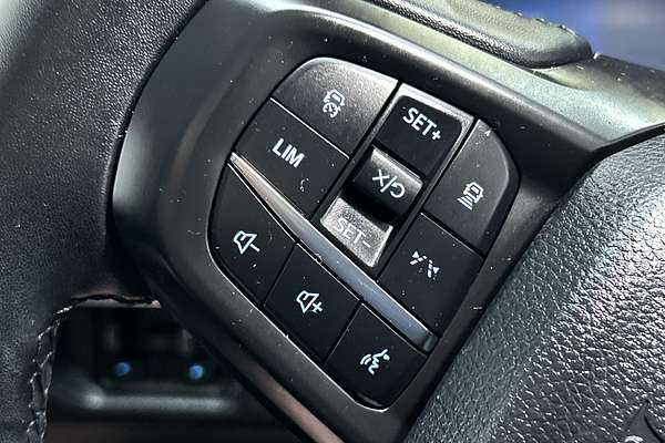 2025 Ford Everest Trend 2.0L thumb-17