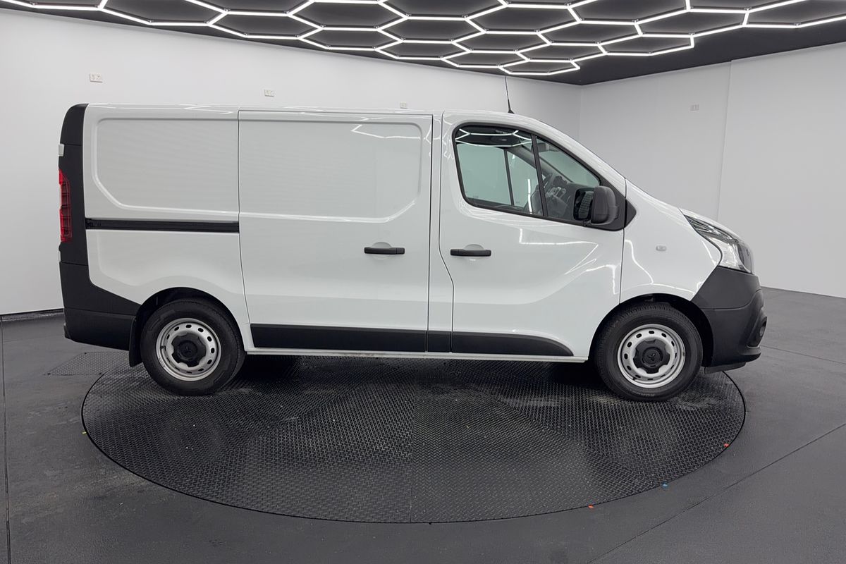 2020 Mitsubishi Express GLX SN SWB