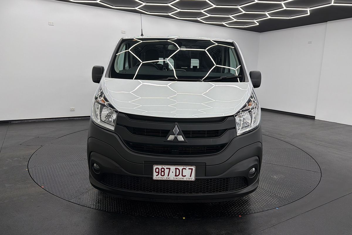2020 Mitsubishi Express GLX SN SWB