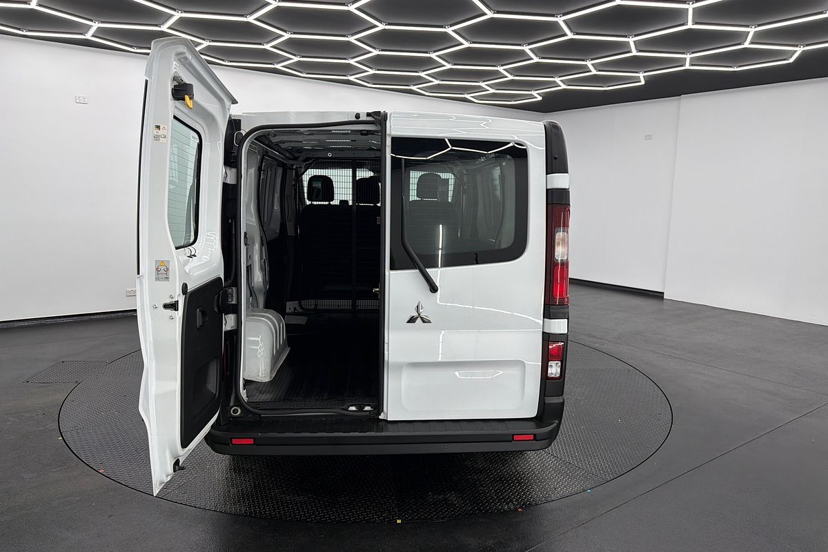 2020 Mitsubishi Express GLX SN SWB