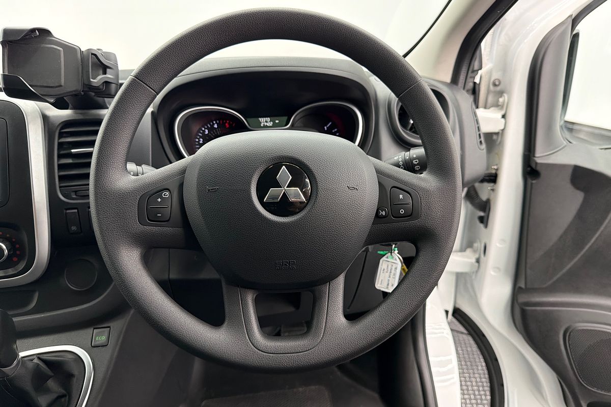 2020 Mitsubishi Express GLX SN SWB
